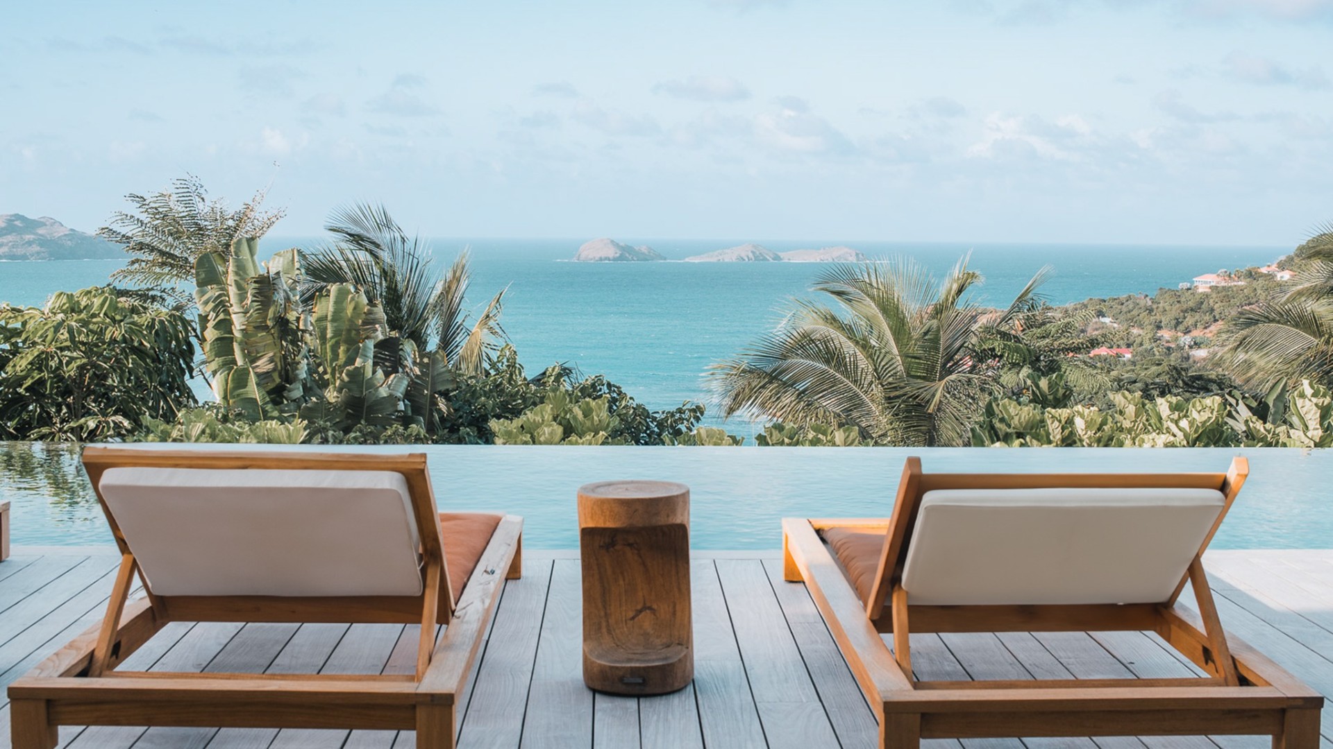 Luxury Saint-Barth villa pool and ocean view